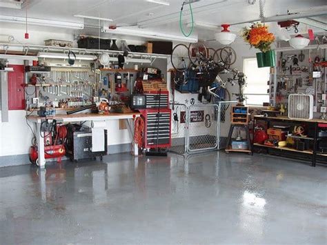 Creating a Magical Man Cave in Your Garage with nrsh